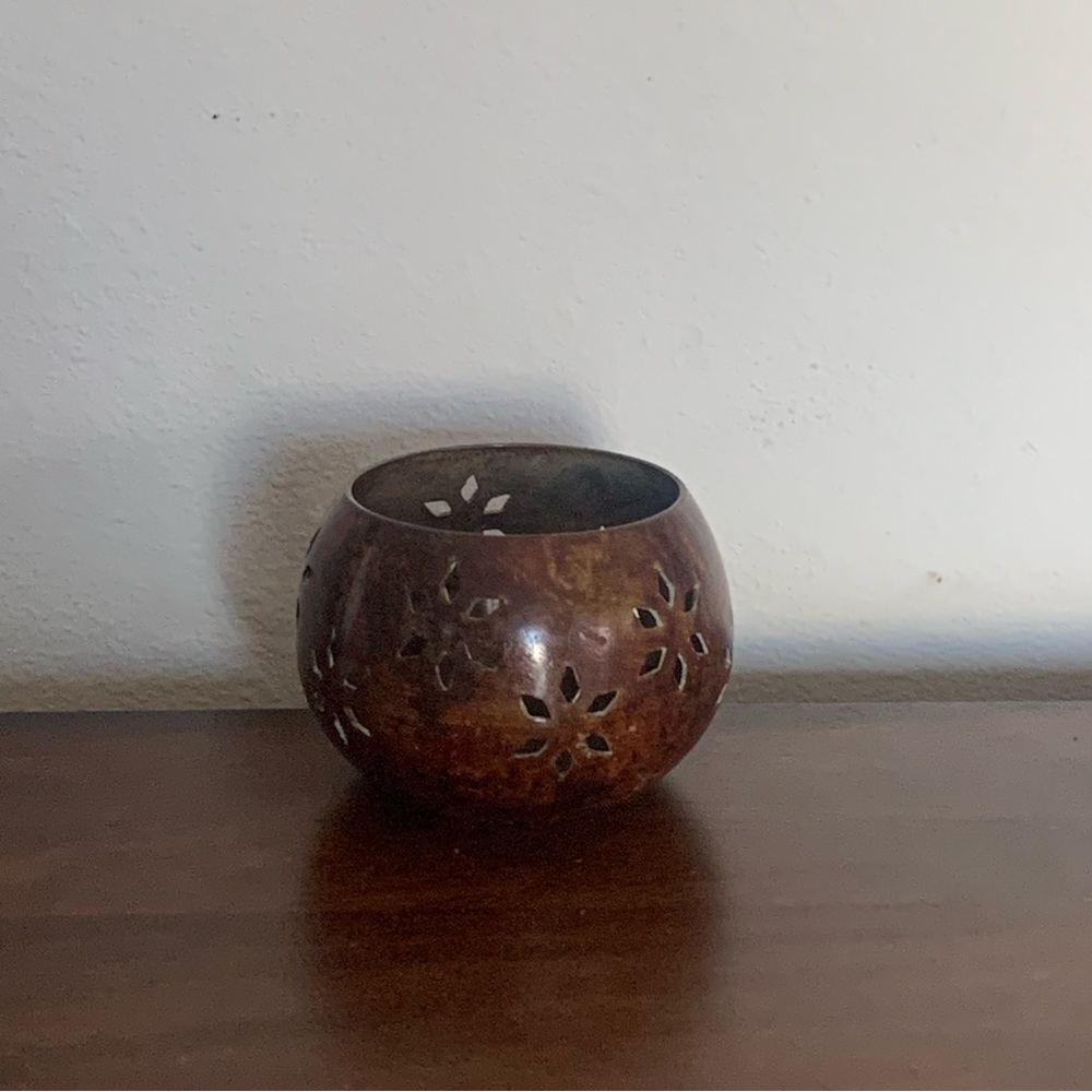 Vintage brown metal round flower cutout tealight candle holder catch all